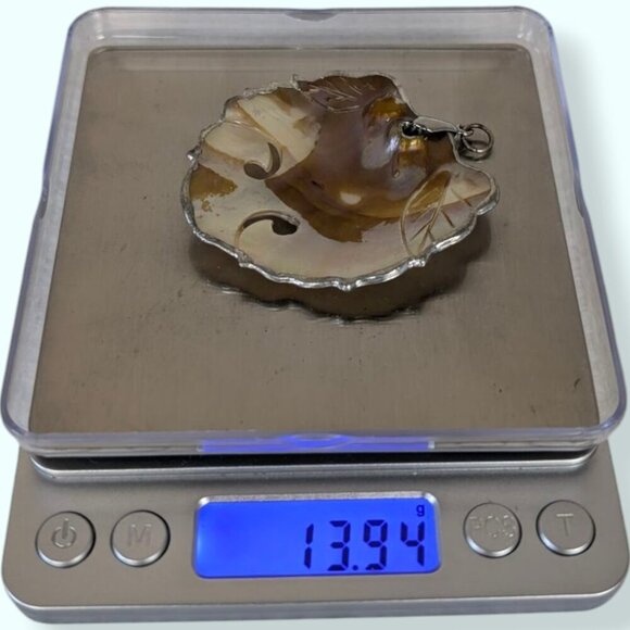 Vintage MOP Carved Shell Pendant - Picture 5 of 5